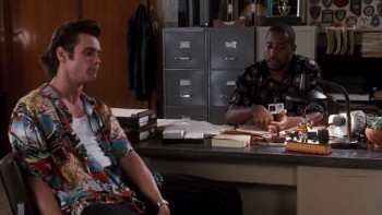 Ace Ventura: Pet Detective (1994) download