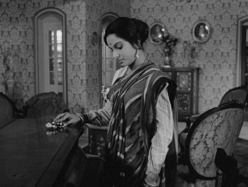 Charulata (1964) download