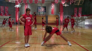 High School Musical (2006) download