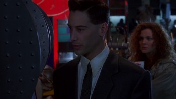 Johnny Mnemonic (1995) download