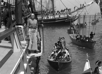 Mutiny on the Bounty (1935) download